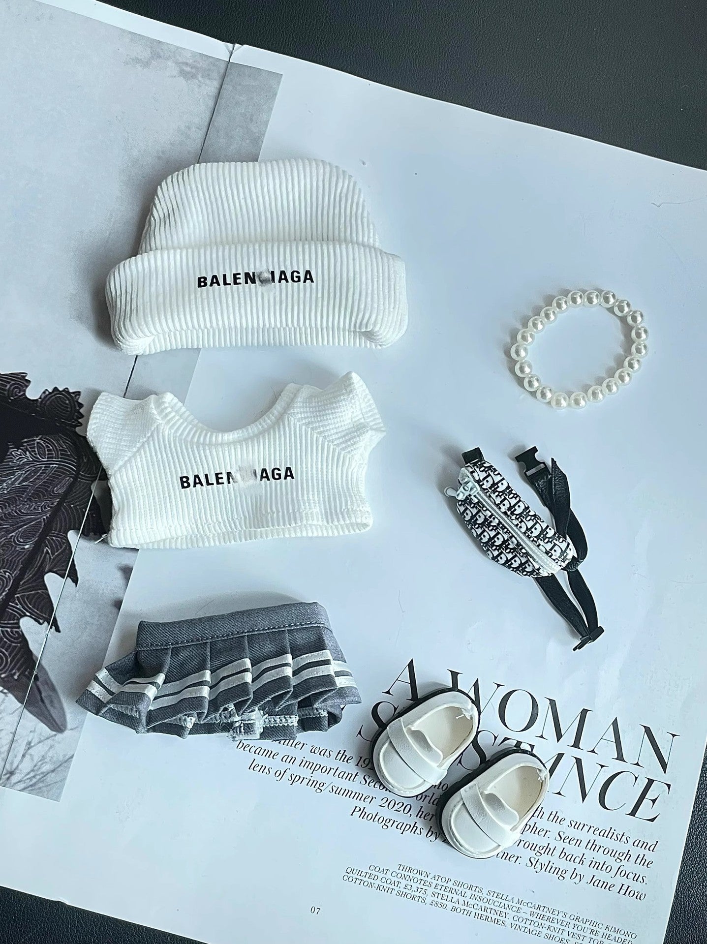 labubu Balenciaga 6pcs set for girl