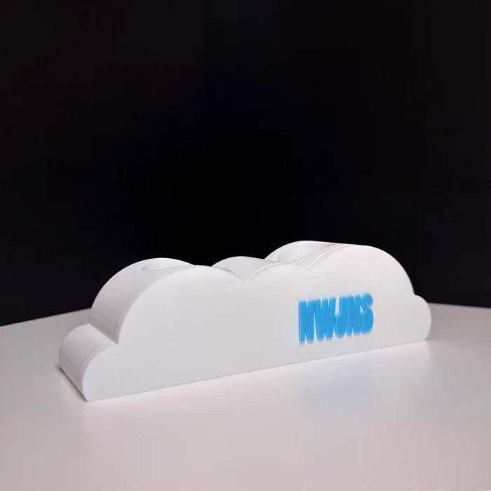 New_Jeans_Light_Stick_Clould_Stand