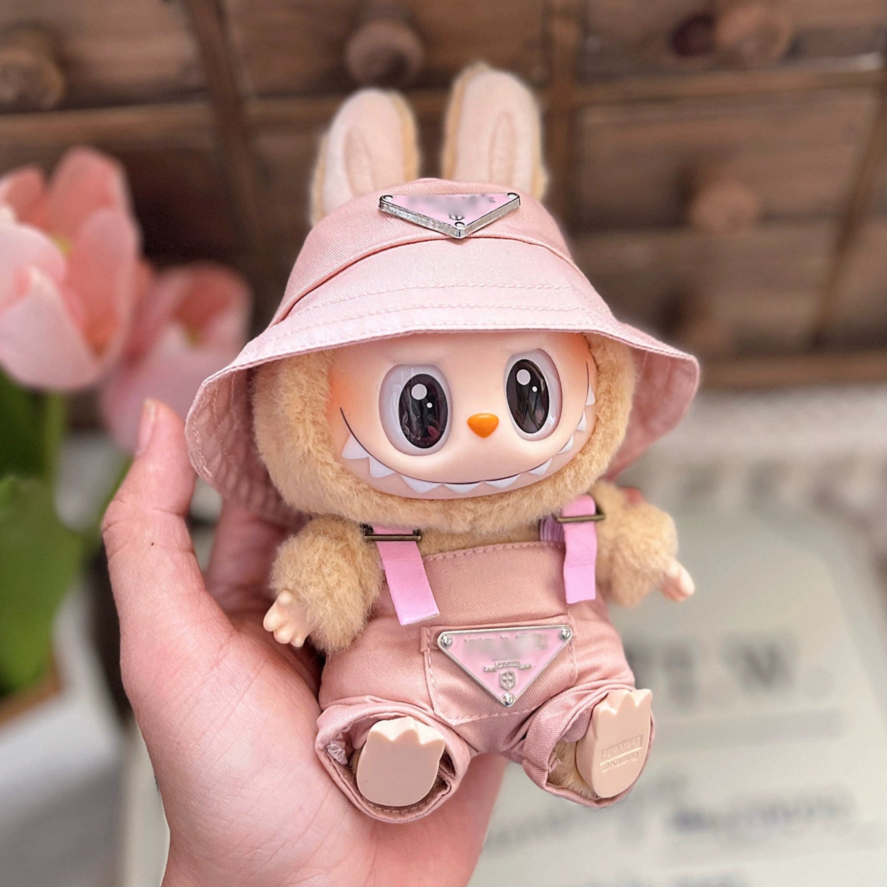 labubu clothes prada pink