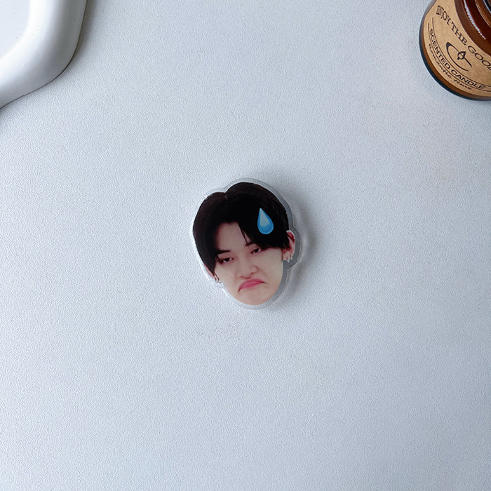 Yeonjun TXT phone grip
