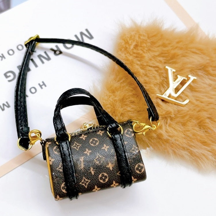 Labubu LV Louis Vuitton Clothes Designer Outfit Set with LV Bag and Shoes