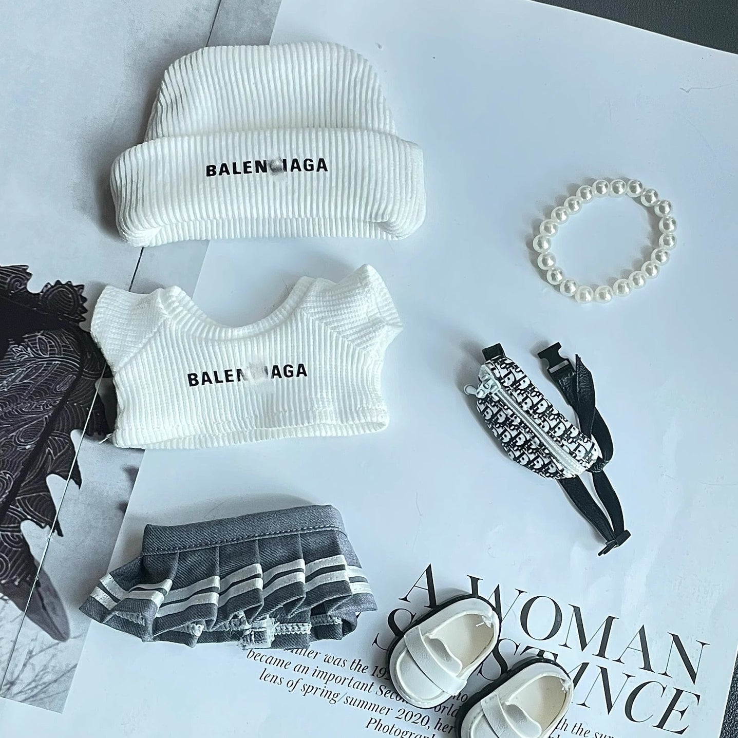 labubu Balenciaga 6pcs set for girl